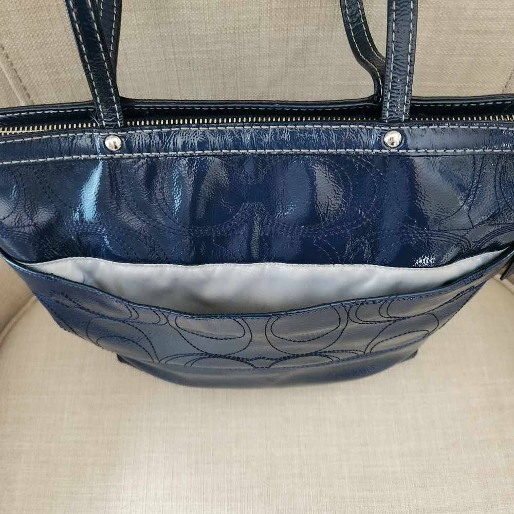 Coach 19198 Vintage Patent Leather Stitched Signature Tote/ Shoulder Bag - Picture 5 of 15